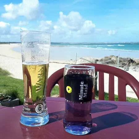 Pool And Bretagne *